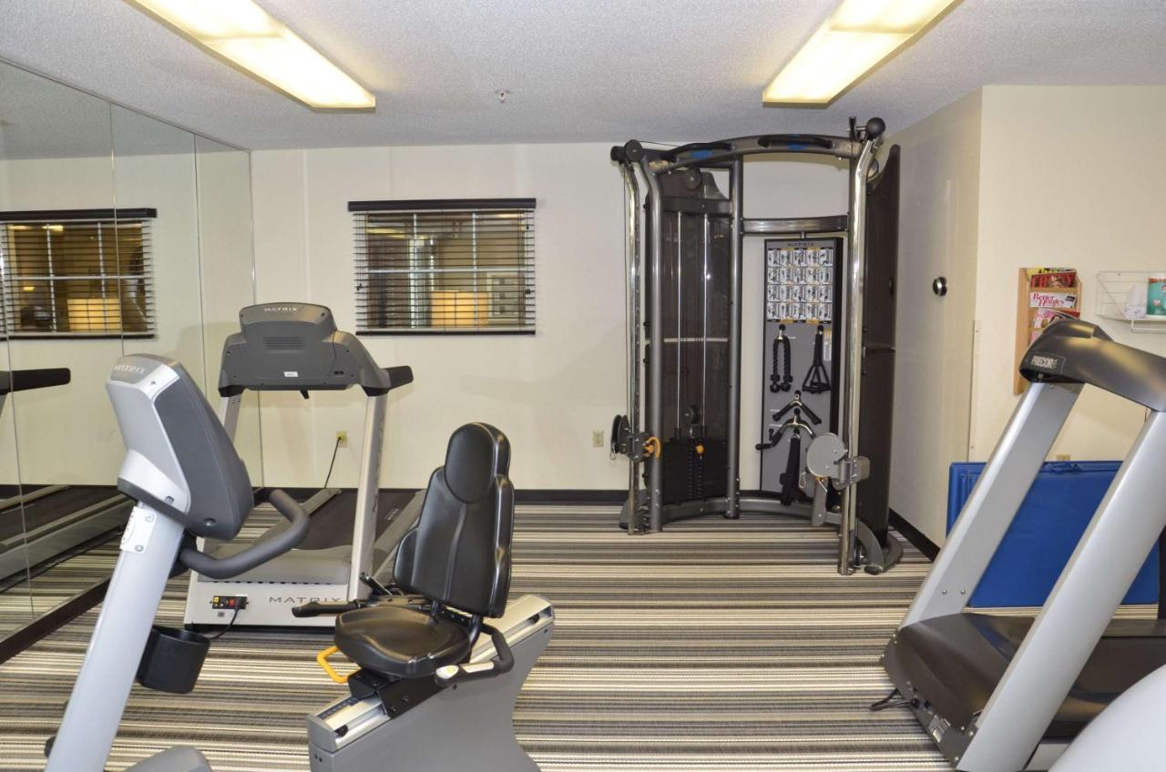 Sonesta Simply Suites Detroit Warren Exteriör bild